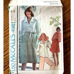 Vintage 1970s McCalls 4981 Sewing Pattern Women Sz Sm 12 Blouse & Skirt COMPLETE